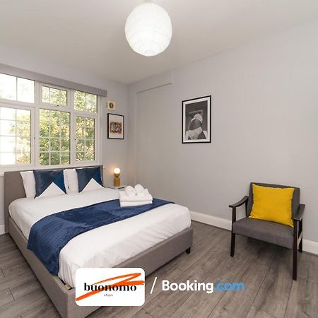 Two Bedroom Apartment By Buonomo Stays Short Lets & Serviced Accommodation With Balcony Лондон Екстериор снимка